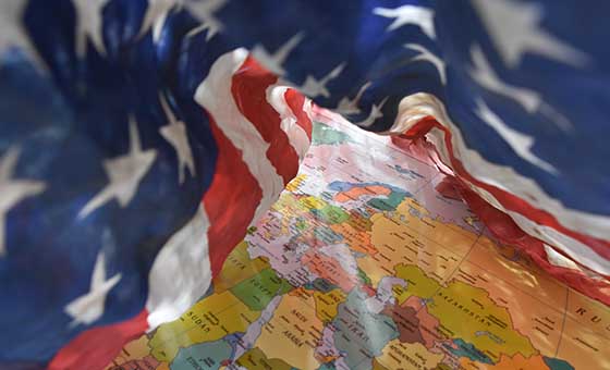 《美国外交政策高级导论》